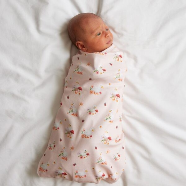 JIGGLE & GIGGLE WADDLING AROUND JERSEY BABY WRAP