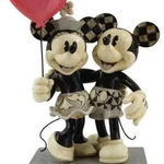 JIM SHORE DISNEY TRADITIONS LOVE IS IN THE AIR BLACK AND WHITE MICKEY AND MINNIE FIGURE