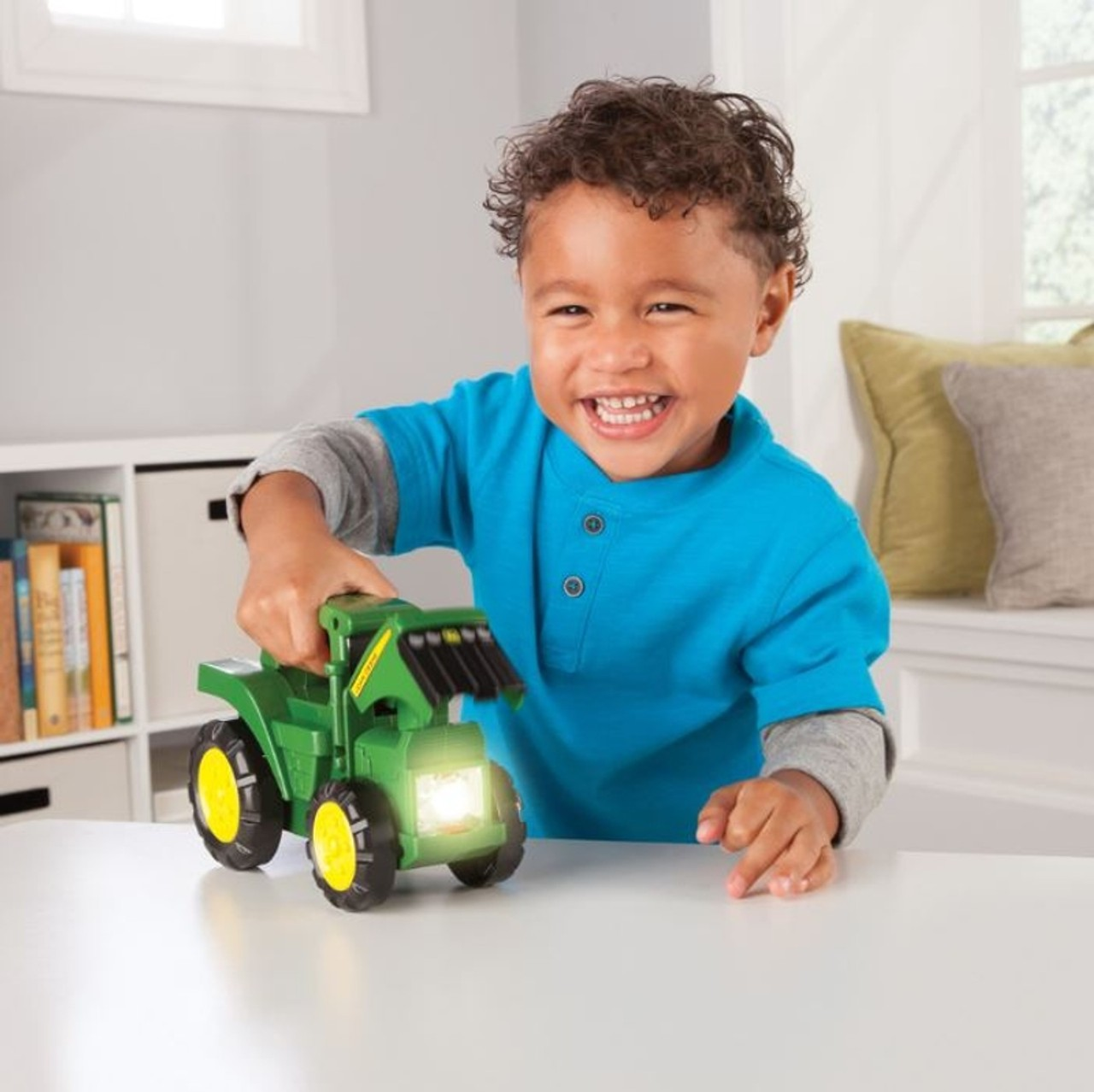 JOHN DEERE KIDS ROLL N GO FLASHLIGHT TRACTOR