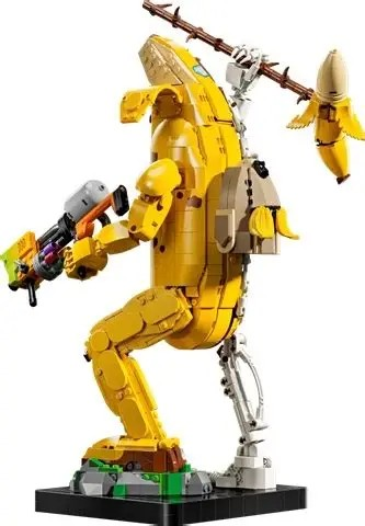LEGO FORTNITE PEELY BONE MODEL FIGURE
