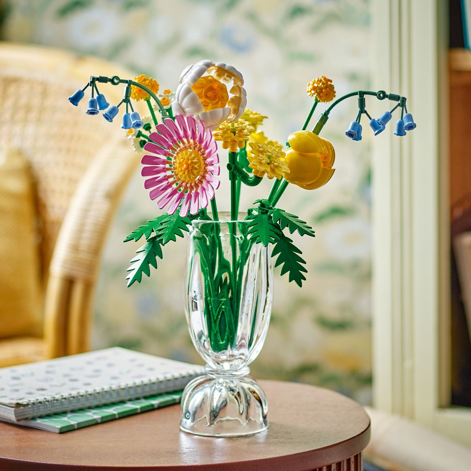 LEGO BOTANICALS PETITE SUNNY BOUQUET 