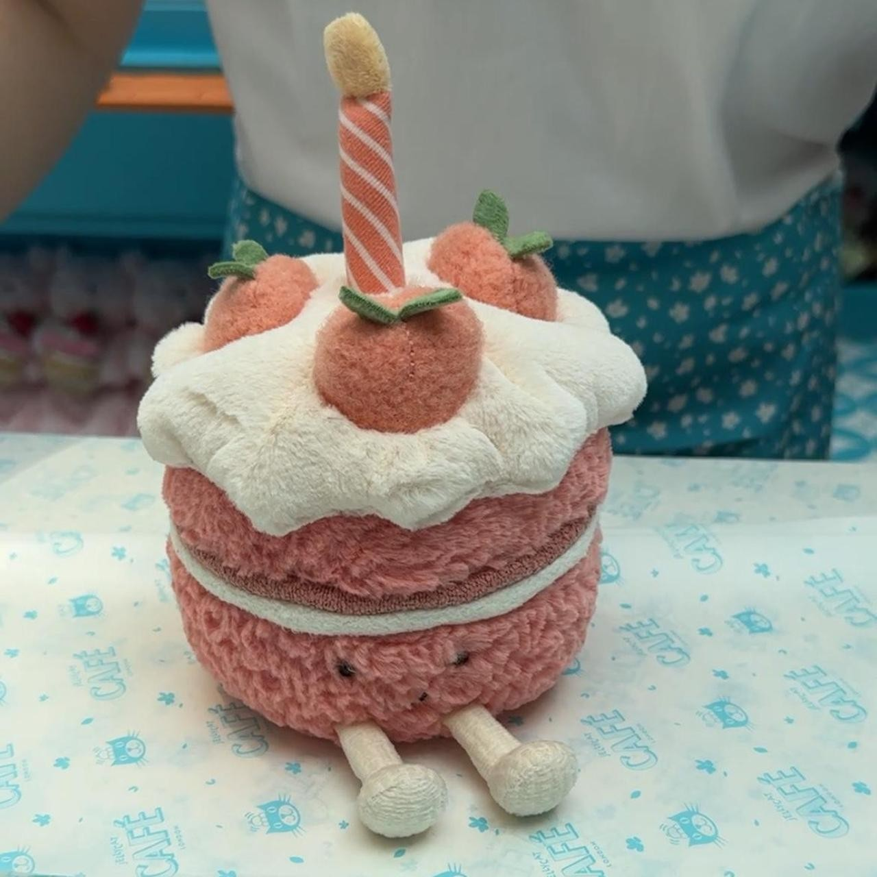 JELLYCAT MELBIE PEACH CAKE SHANGHAI