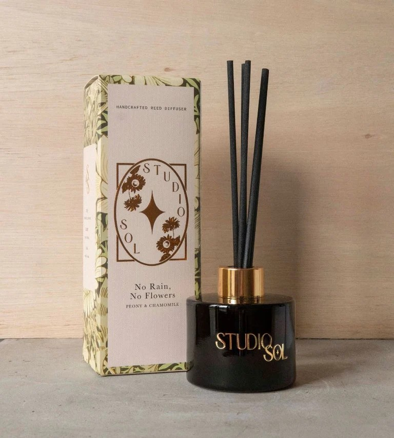 NO RAIN NO FLOWERS PEONY AND CHAMOMILE REED DIFFUSER 100ML