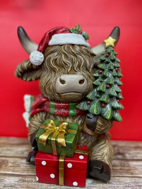 CHRISTMAS HIGHLAND COW LARGE 