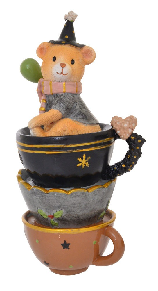BEAR IN TEACUPS