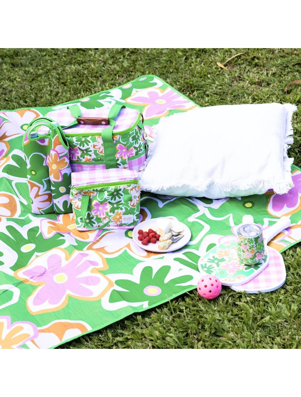 SUMMER POP PICNIC RUG GREEN ORANGE AND PINK 