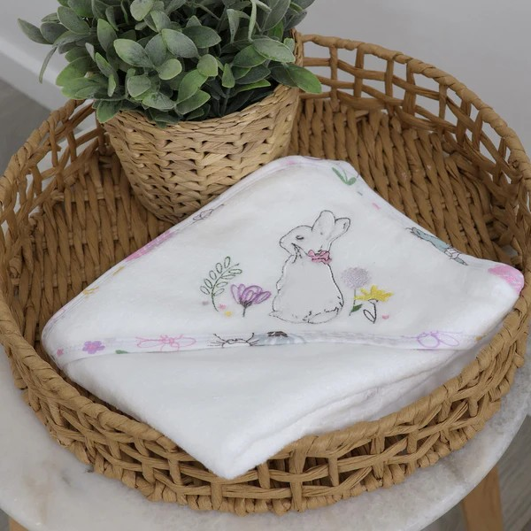 PETER RABBIT HOODED TOWEL