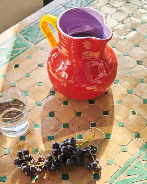 KIP & CO LONG LUNCH RED WATER JUG 