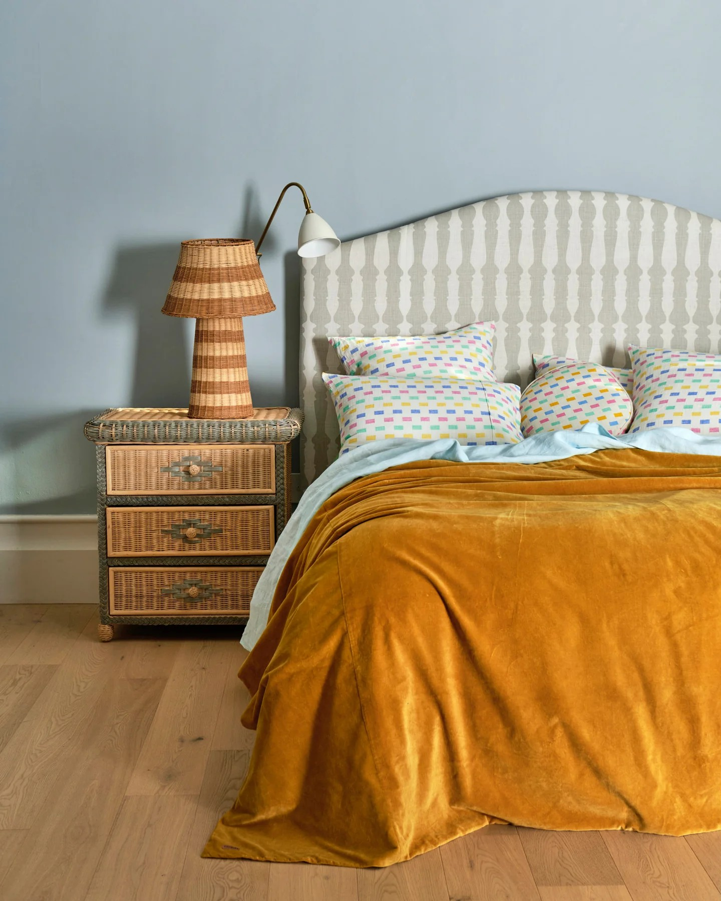 KIP & CO PECAN VELVET QUILT COVER KING 