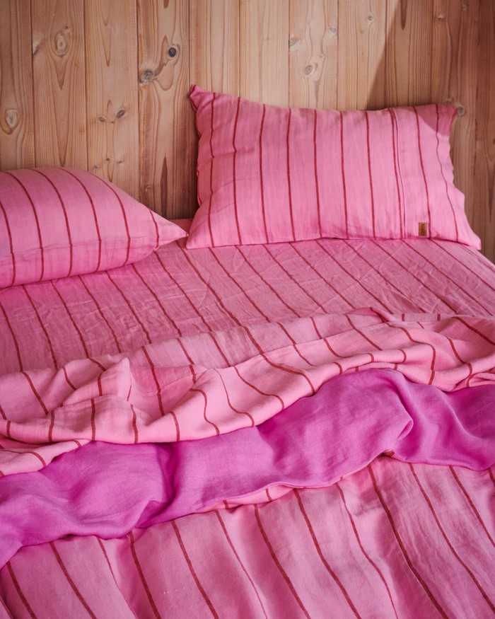 KIP & CO KING ICED VOVO STRIPE LINEN FITTED SHEET