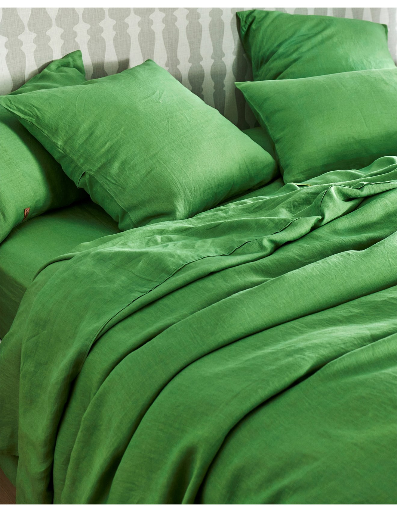 KIP & CO GREEN TEA LINE QUILT COVER KING 