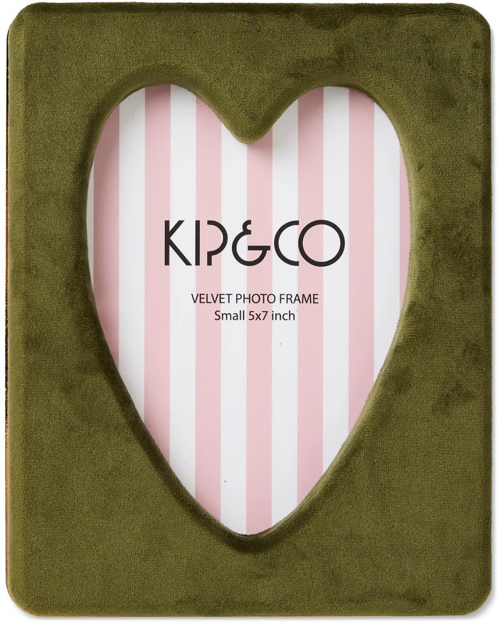 CAMPSITE HEART VELVET PHOTO FRAME 6 BY 8 
