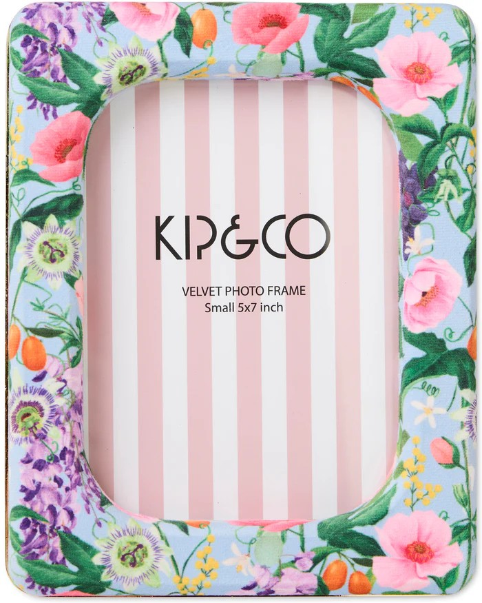 SPRING IN THE AIR OVAL VELVET PHOTO FRAME 6 BY 8