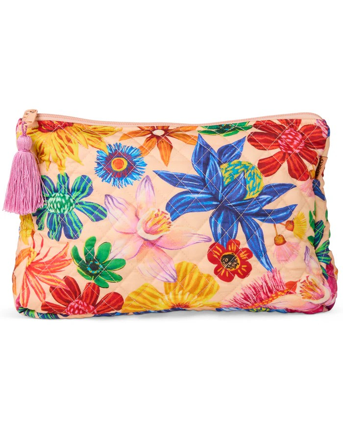 WILD FLOWERS IN BLOOMQUILTED COTTON TOILETRY PURSE