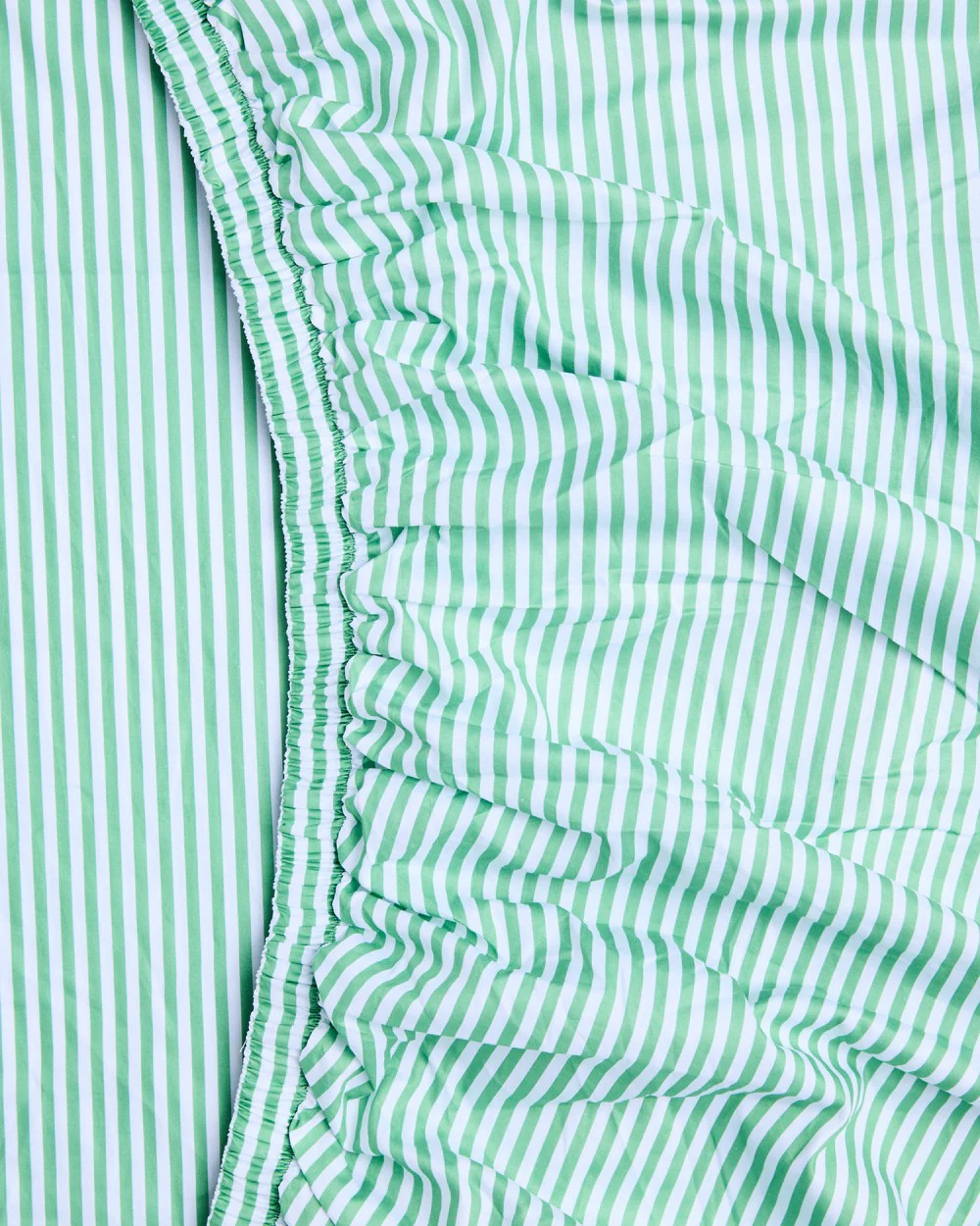KIP & CO TARRAGON STRIPE ORGANIC COTTON FITTED SHEET QUEEN